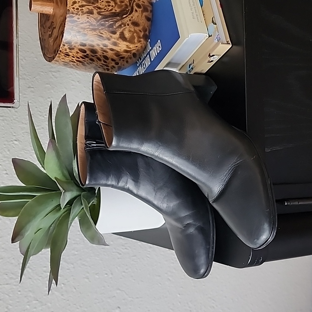 VIA SPIGA VINTAGE Y2K Black Leather Ankle Boots 37.5 7 Minimalist Industrial - Picture 6 of 17